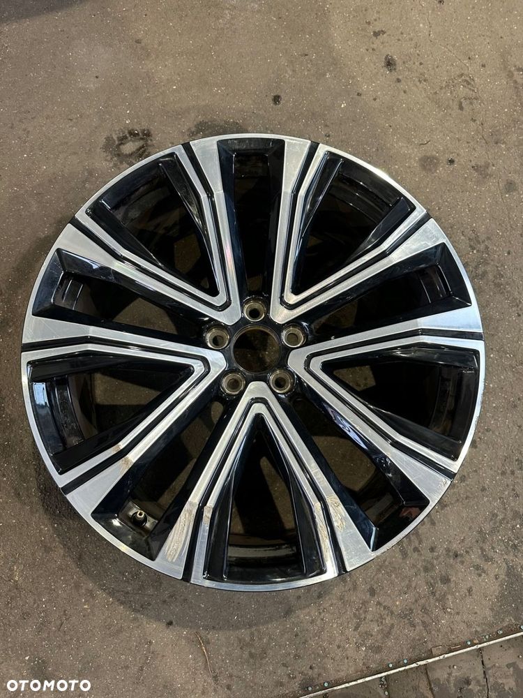 Felga Alu Volvo 21 ET 49,5 8,5j 32271569 1szt