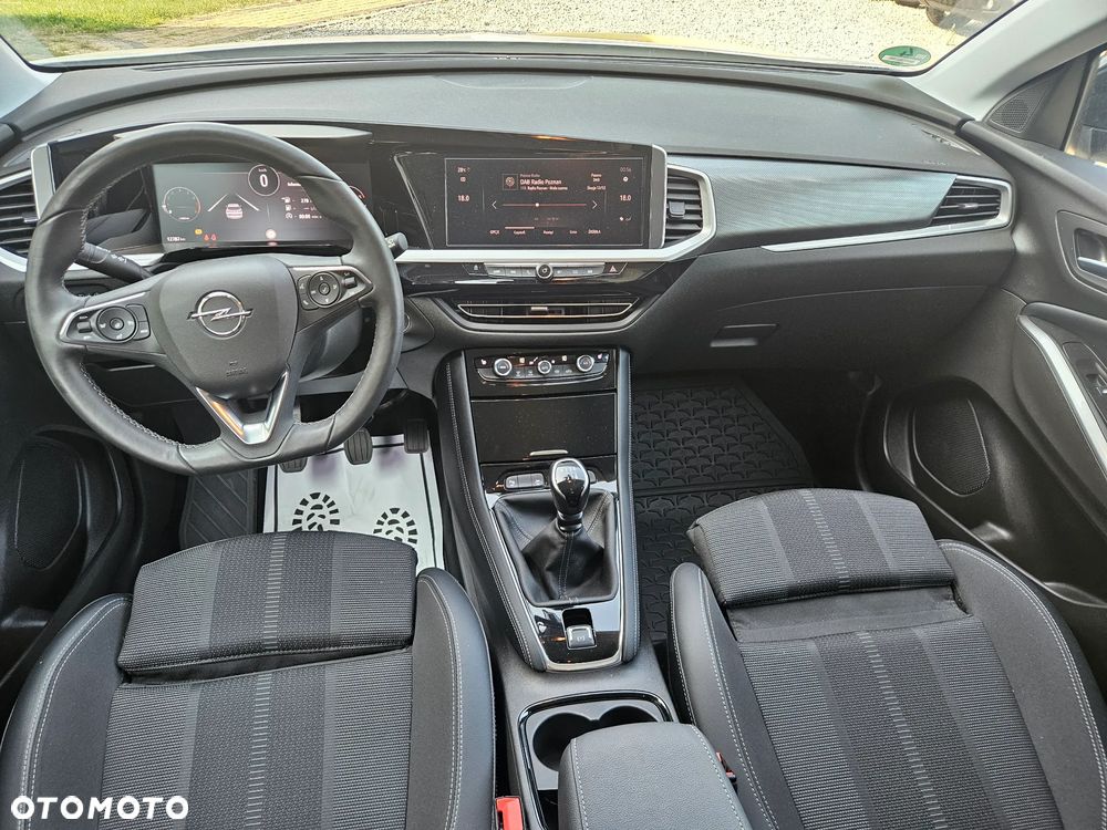 Opel Grandland 1.2 DI Business Elegance - 13