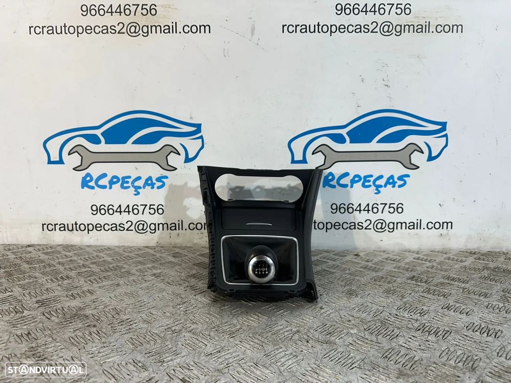 .Consola Central Apoio de Braço Original Mercedes Benz A1766801250 2011 - 2018 - 2