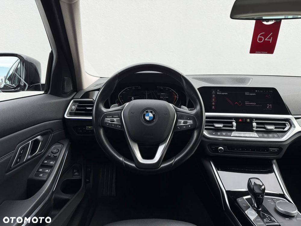 BMW Seria 3 320d - 30