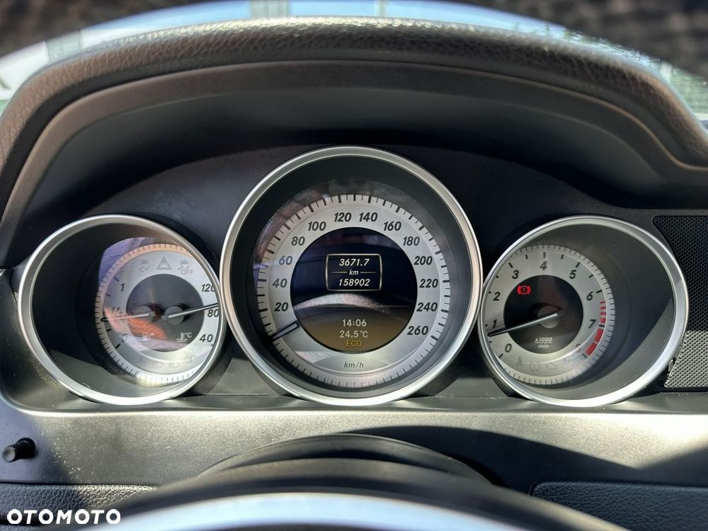 Mercedes-Benz Klasa C 180 BlueEFFICIENCY Avantgarde - 18