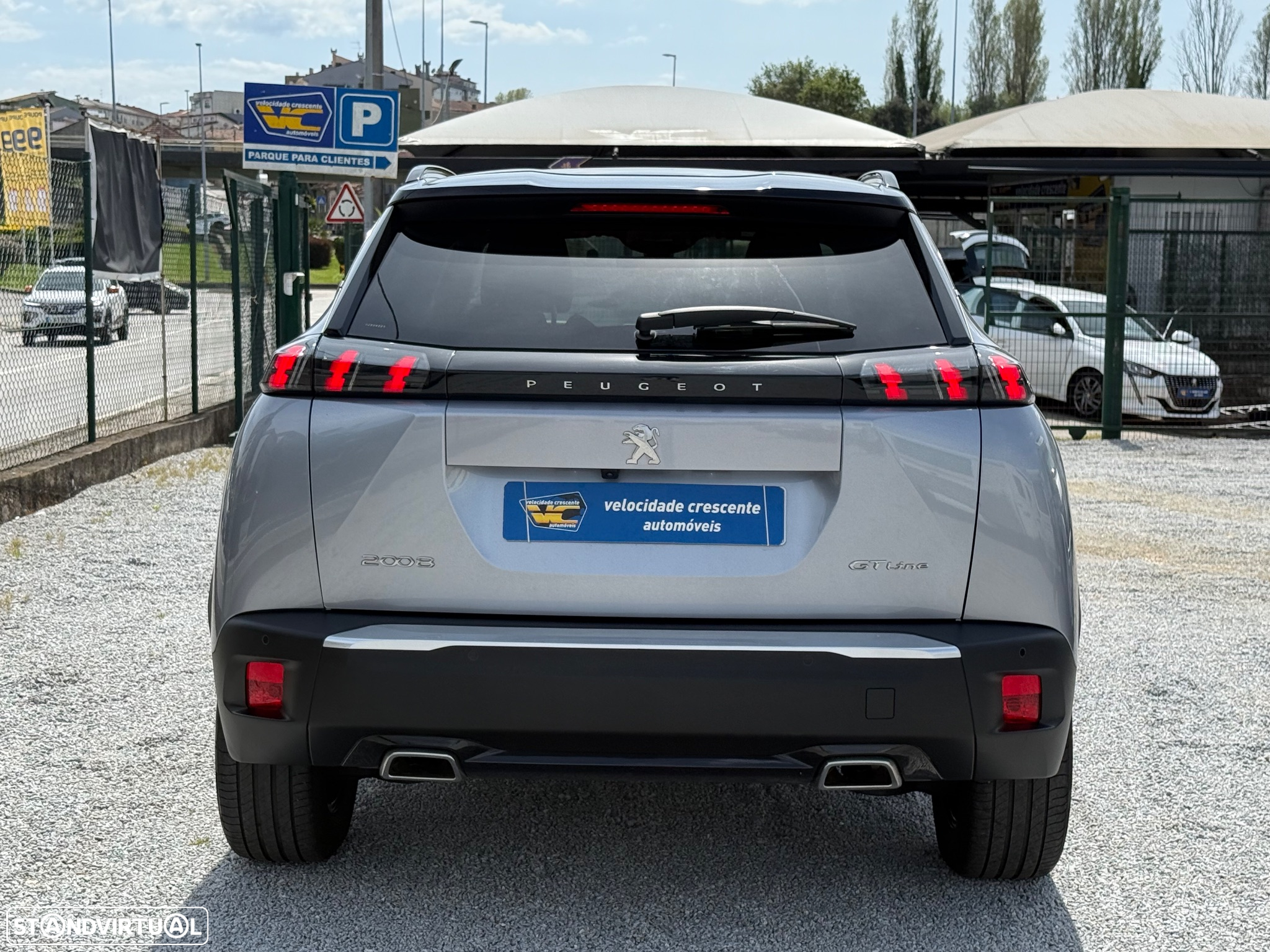 Peugeot 2008 1.2 PureTech GT Line - 13