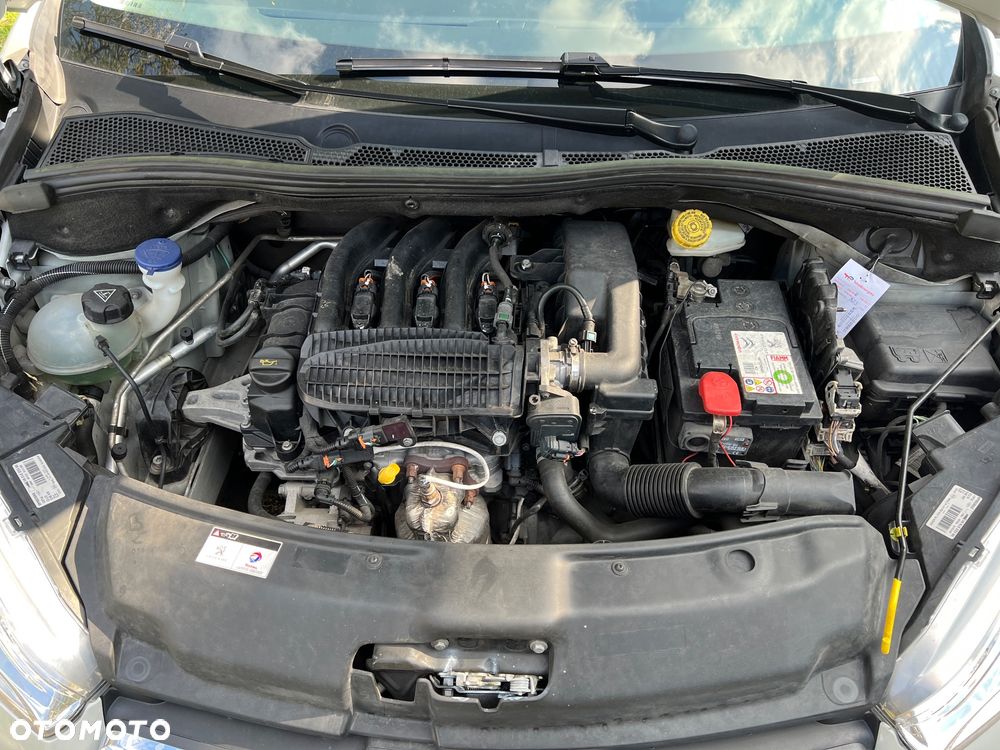 Peugeot 208 1.2 VTi Style - 23