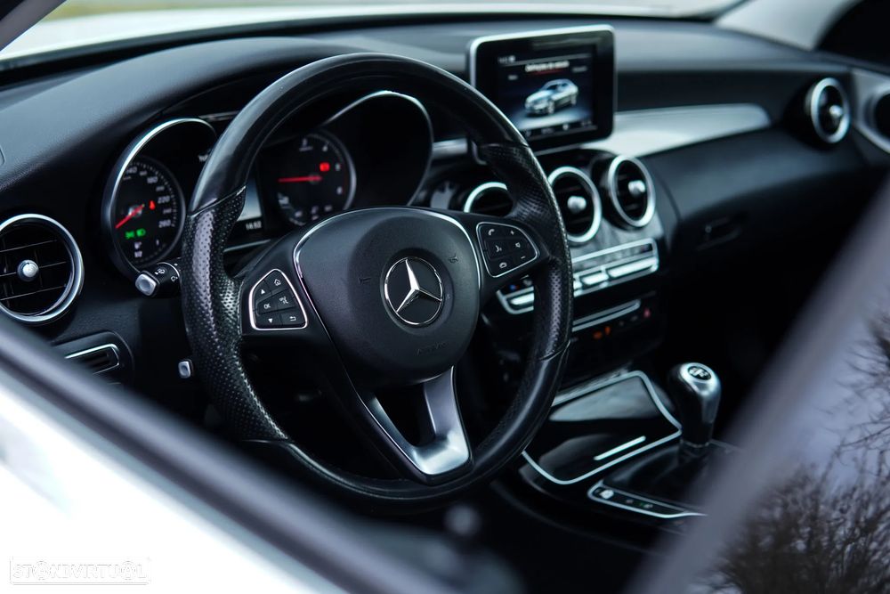 Mercedes-Benz C 200 CDI DPF (BlueEFFICIENCY) Avantgarde - 39