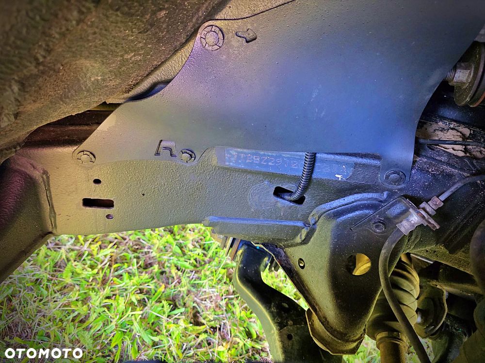 Toyota Land Cruiser - 14