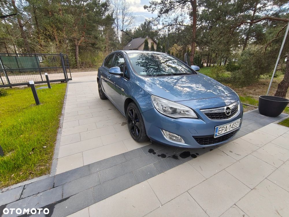Opel Astra 1.4 Turbo Edition - 2