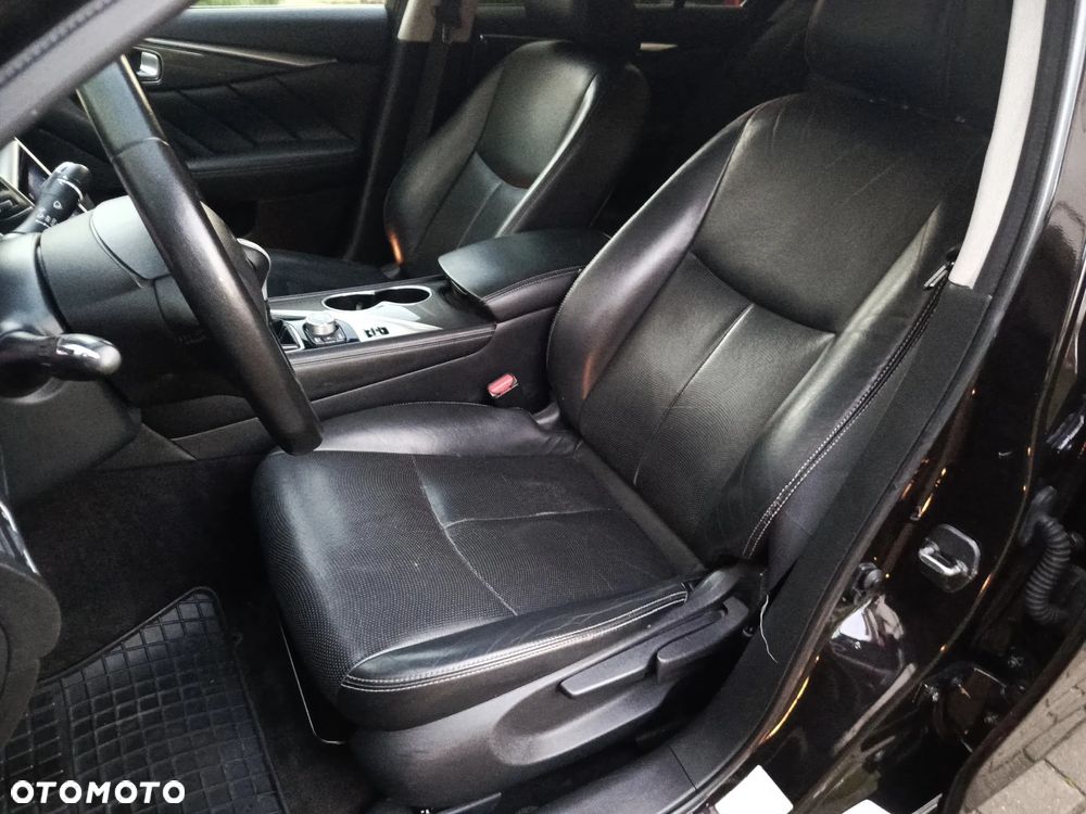 Infiniti Q50 2.2d Premium - 13