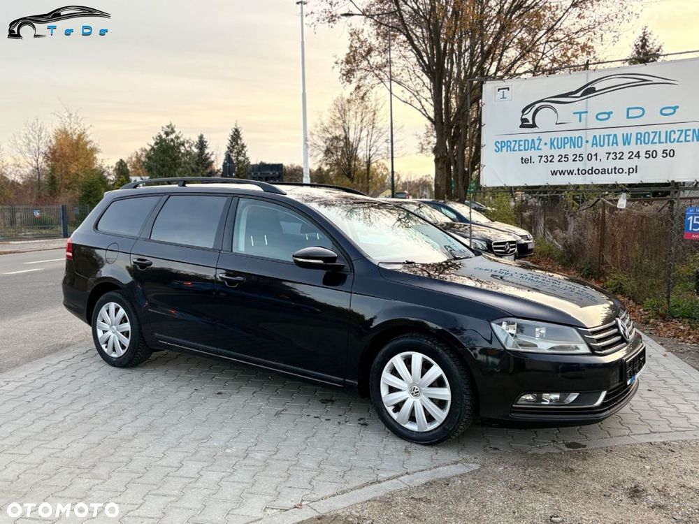 Volkswagen Passat 1.6 TDI DPF BlueMot Highline - 8