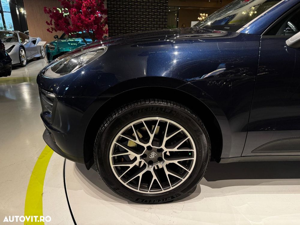 Porsche Macan - 11