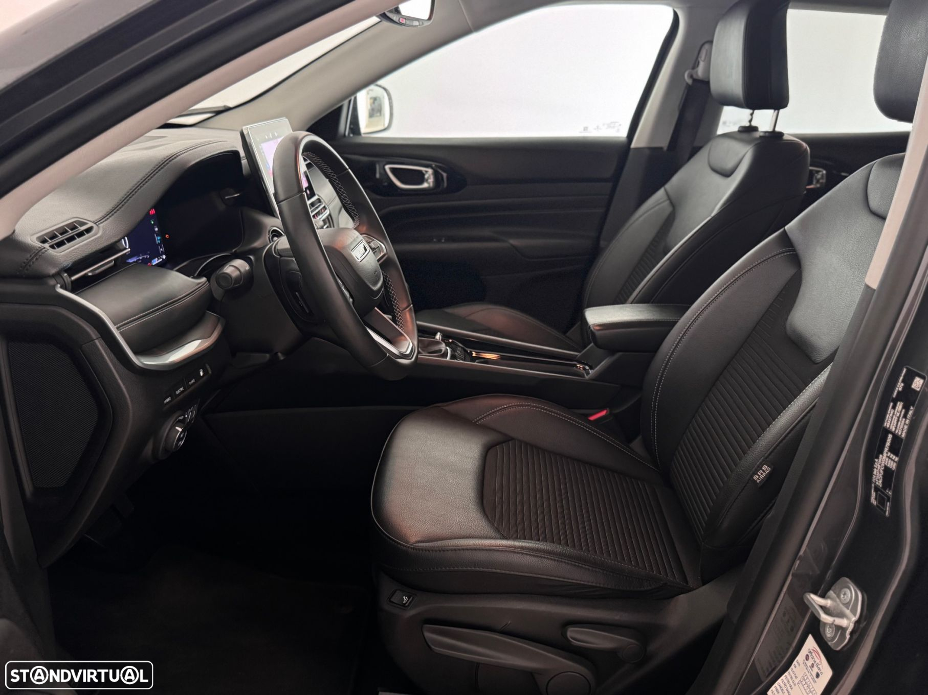 Jeep Compass - 10