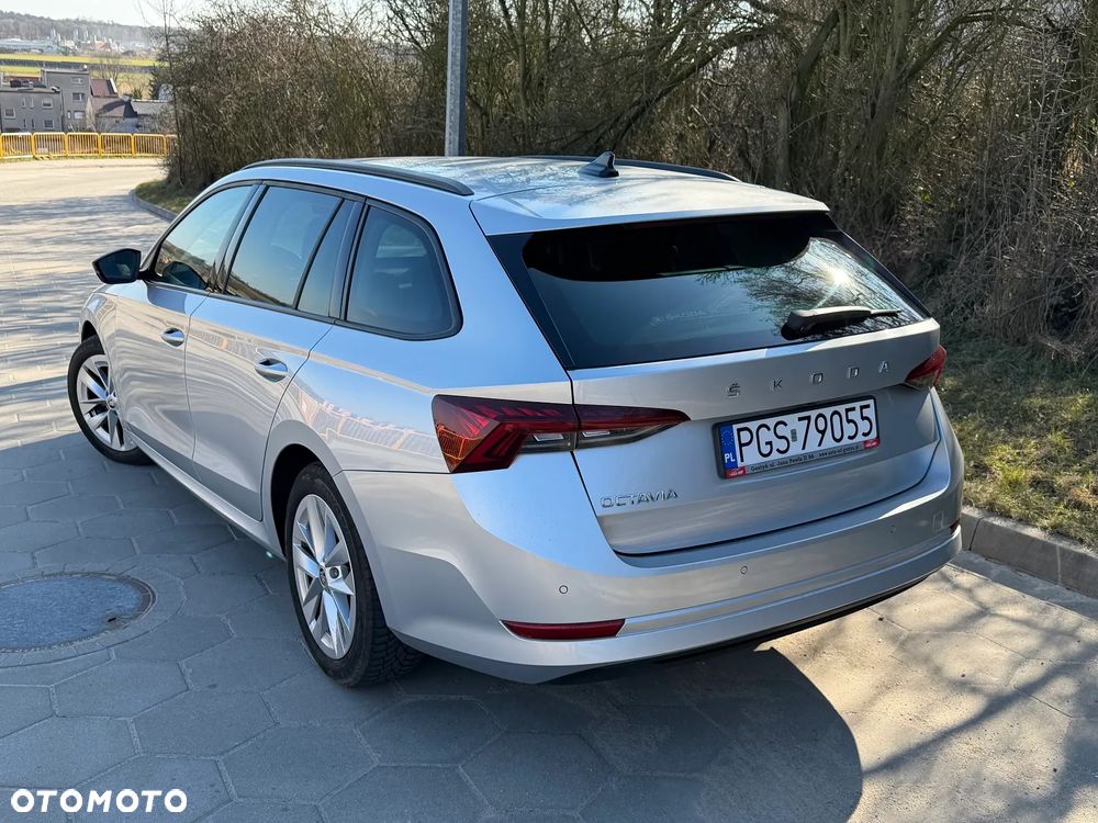Skoda Octavia 1.5 TSI GPF ACT Style - 4