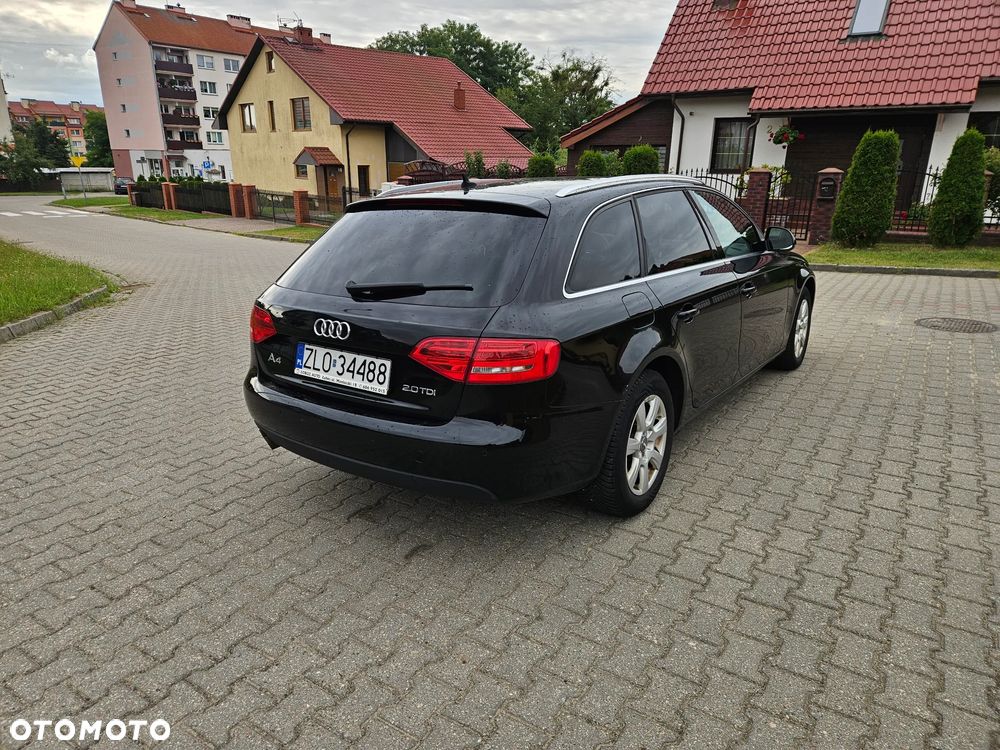 Audi A4 Avant - 5