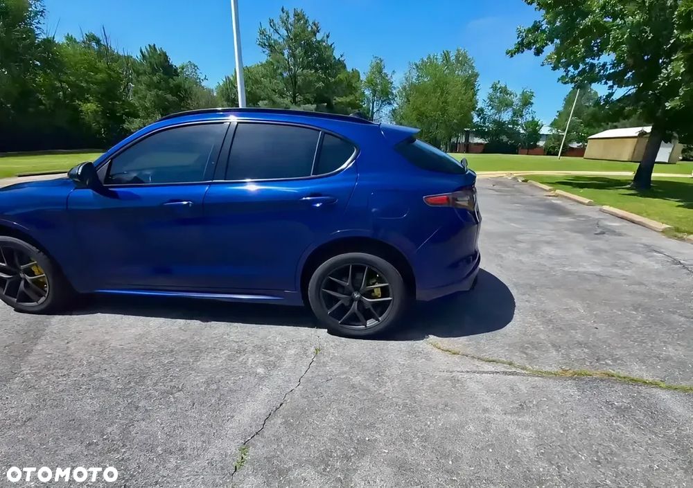 Alfa Romeo Stelvio 2.0 Turbo 16V AT8-Q4 Ti