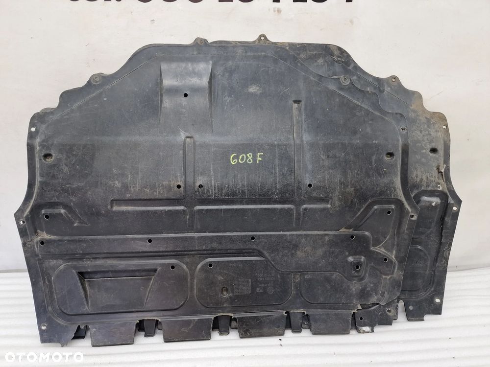 SEAT IBIZA 6j 12- / SEAT TOLEDO IV 4 12-19 / SKODA FABIA III 3 14-21 /  AUDI A1 8X 10- / VW POLO V 6R0 6C0 08-17 OSŁONA POD SILNIK , NR 6C0825235A / 6R0825235E , NR AUKCJI OSŁ608 - 13