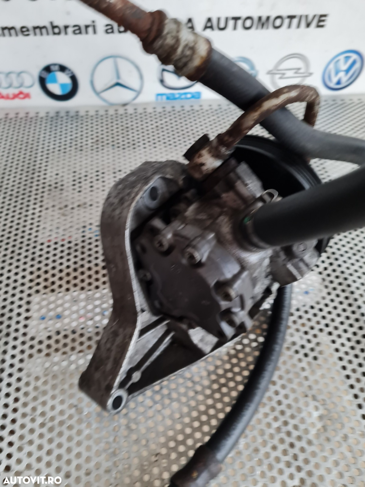 Pompa Servo Servodirectie Bmw E60 E61 E90 E91 E92 E93 Etc. 3.0 Diesel Motor M57 - 5