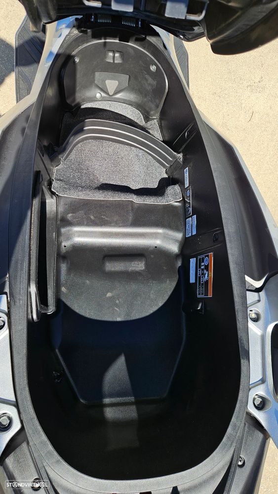 Honda ADV ADV 350 - 11