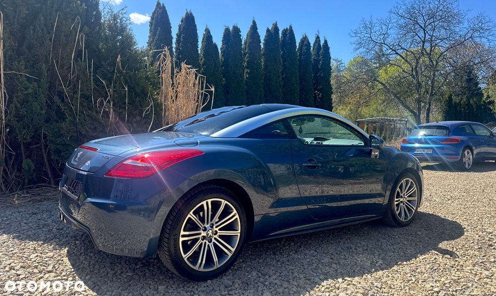 Peugeot RCZ - 3