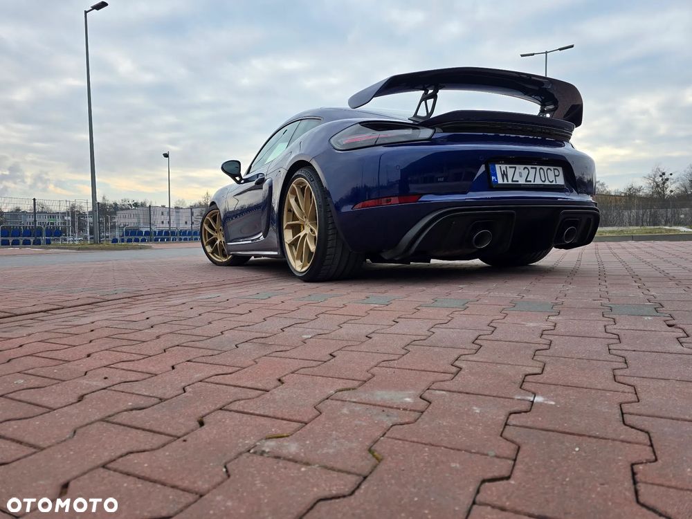 Porsche 718 Cayman - 4