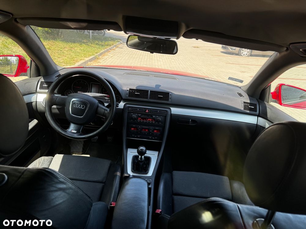Audi A4 Avant 2.0 TDI - 8