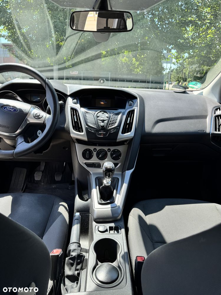 Ford Focus 1.6 TDCi DPF Trend - 16