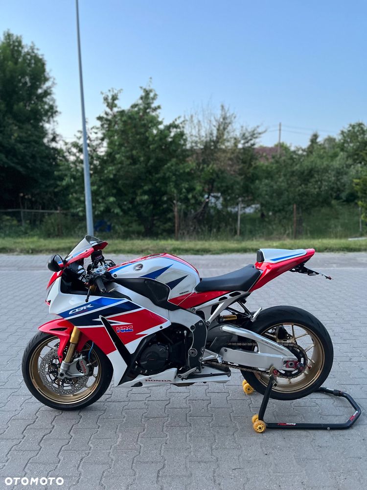 Honda CBR - 9