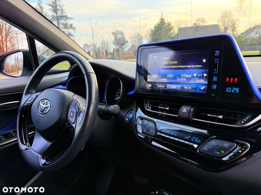 Toyota C-HR Business-Edition - 16