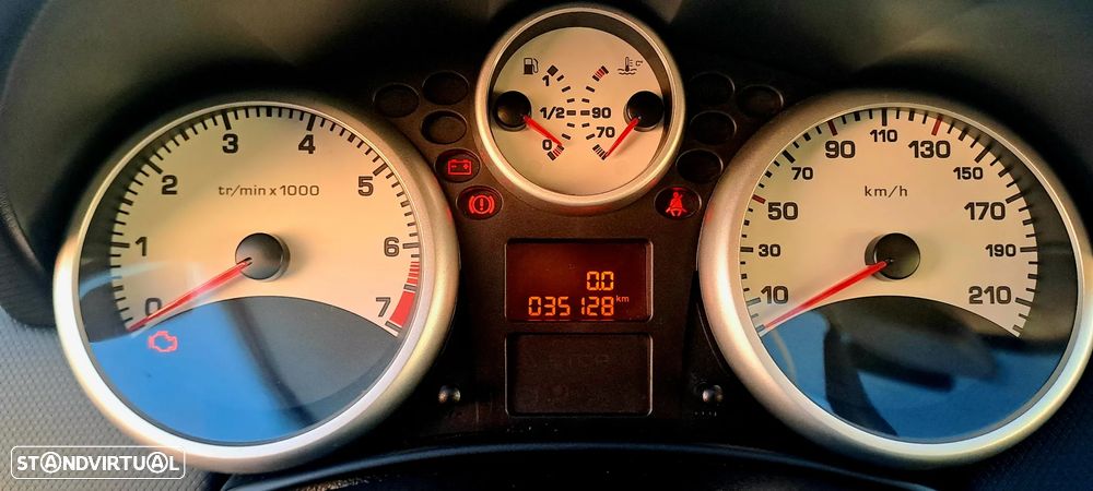 Peugeot 207 1.4 16V Active - 2