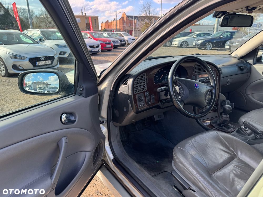 Saab 9-5 2.3T Linear Griffin Edition - 5