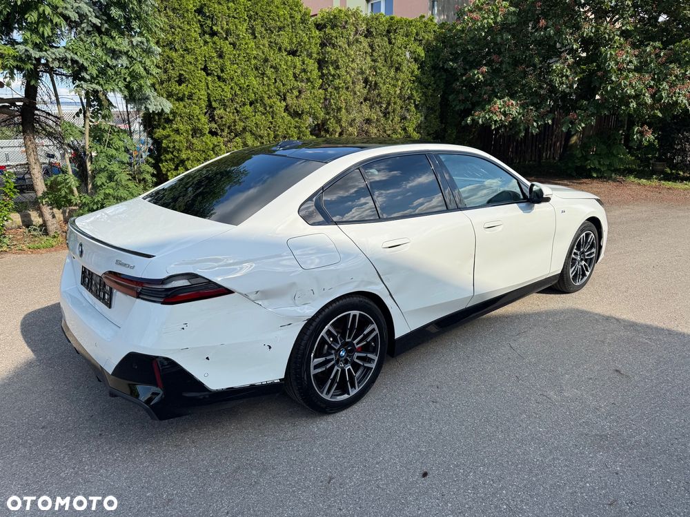 BMW Seria 5 520d xDrive mHEV M Sport - 26