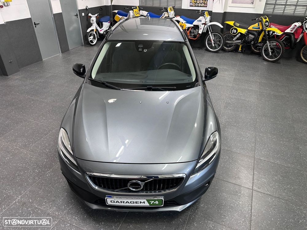 Volvo V40 Cross Country 2.0 D3 Plus - 16