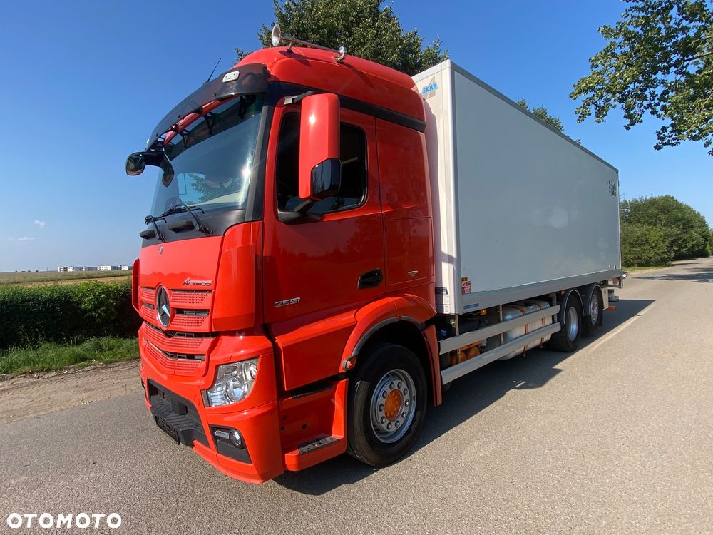 Mercedes-Benz ACTROS 2551 - 2
