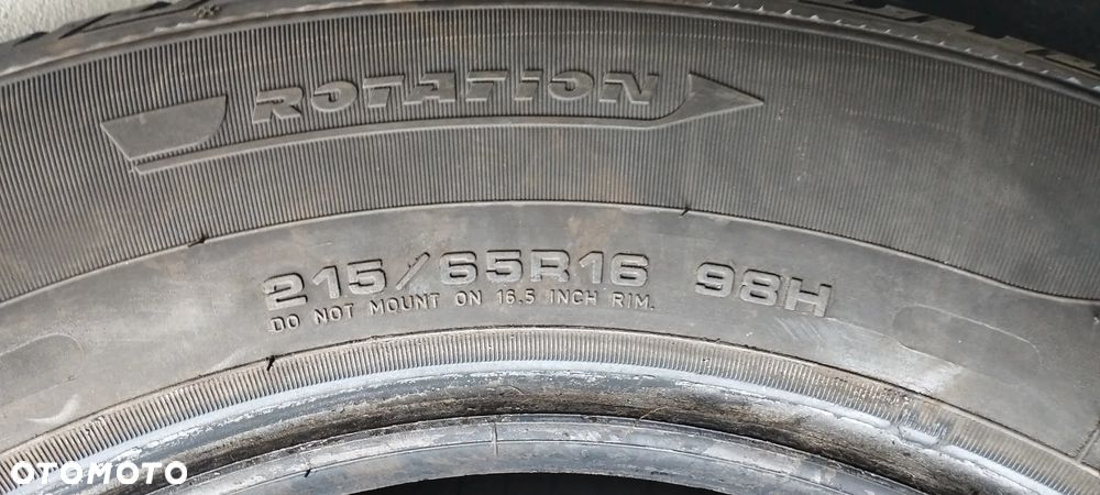 Zimowe 4x 215/65R16 - 4