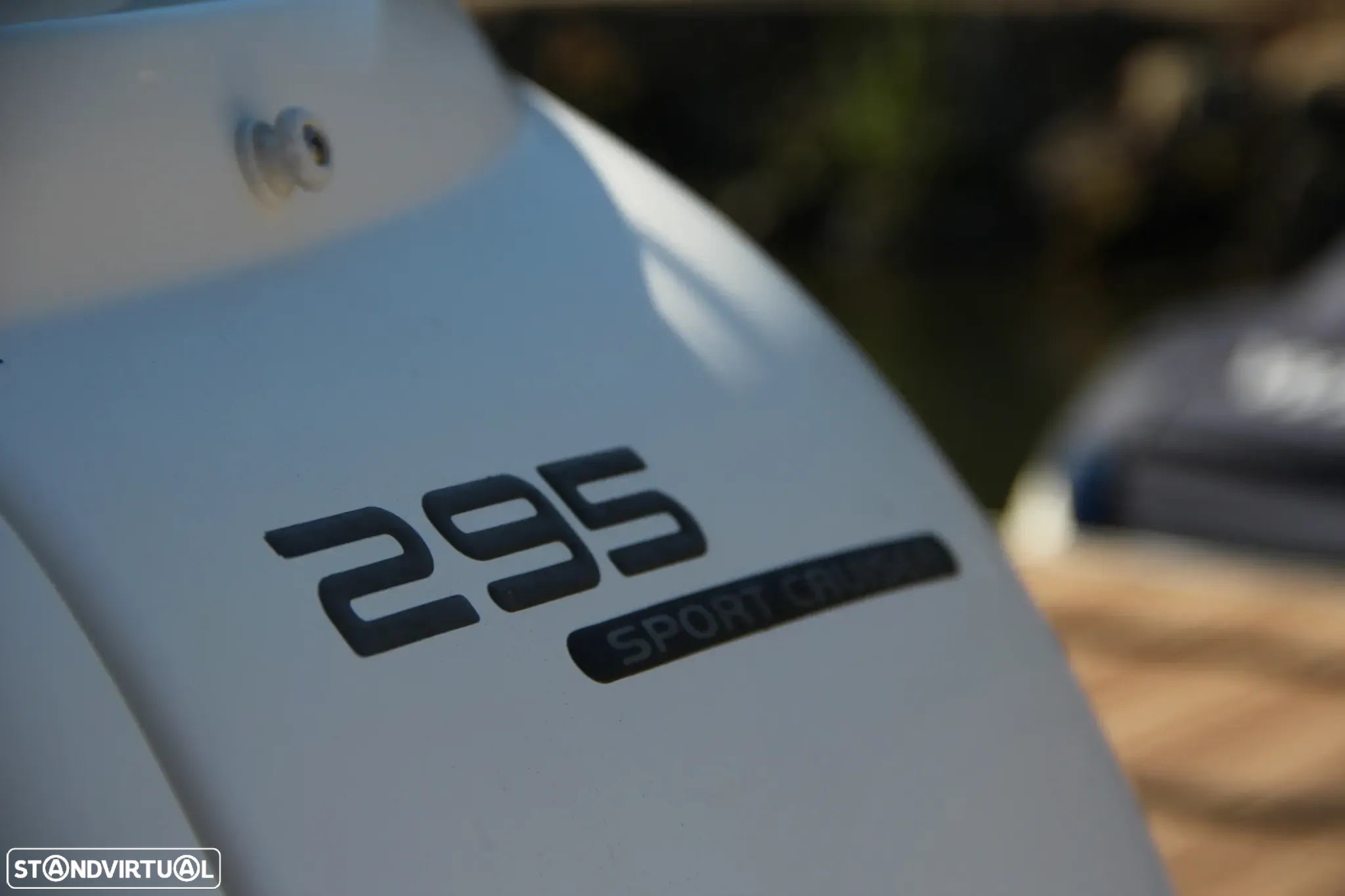 Monterey 295CR - 8