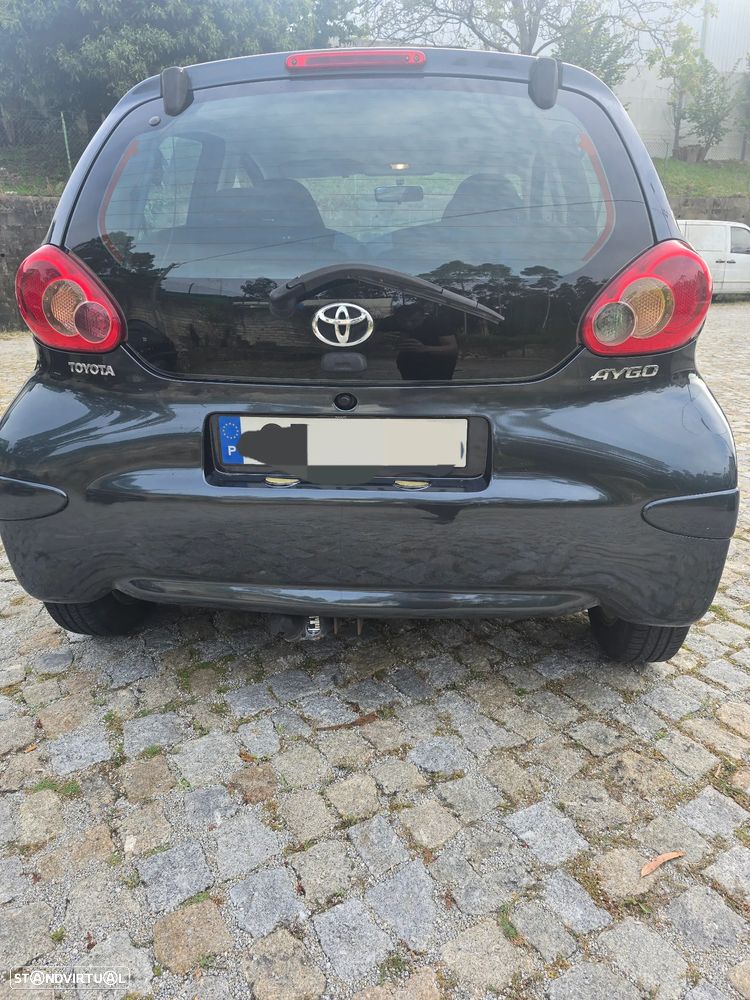 Toyota Aygo Blue - 4