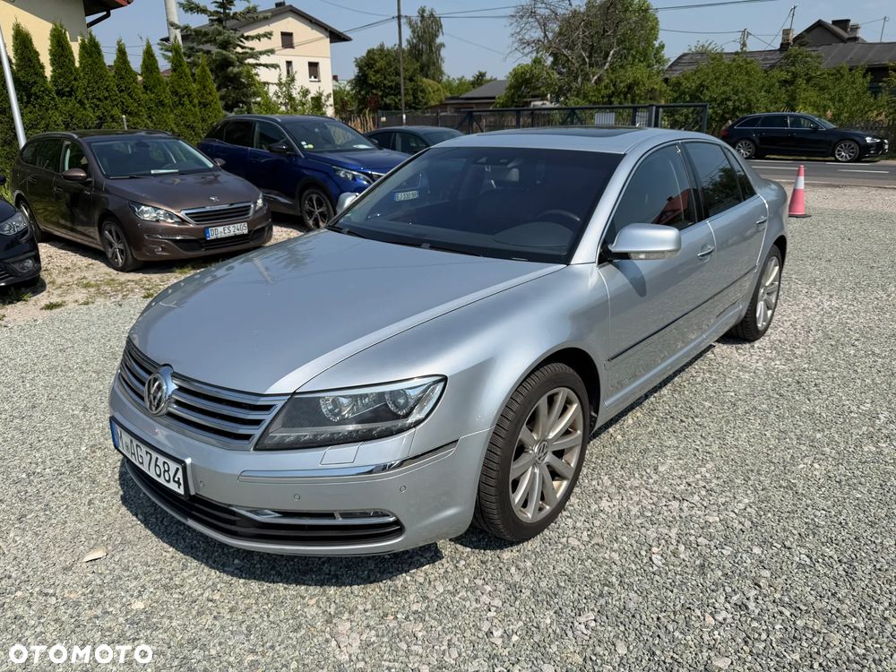 Volkswagen Phaeton 4.2 V8 4MOTION Automatik (5 Sitzer) - 2