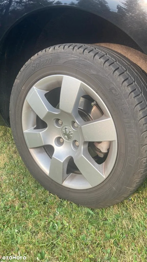 Peugeot 5008 1.6 THP Active 7os - 11