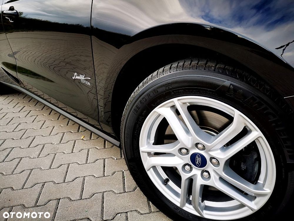 Ford Focus - 21