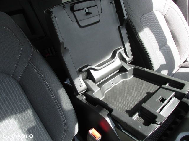 RAM 1500 Crew Cab Shortbed Bighorn - 24