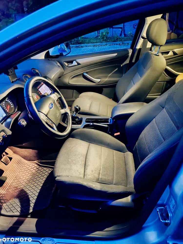 Ford Mondeo 2013 photo 5