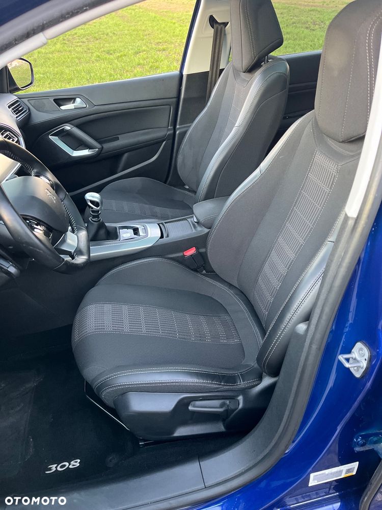 Peugeot 308 - 9