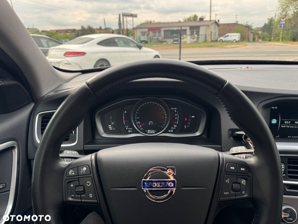 Volvo V60 D3 Drive-E Summum - 11