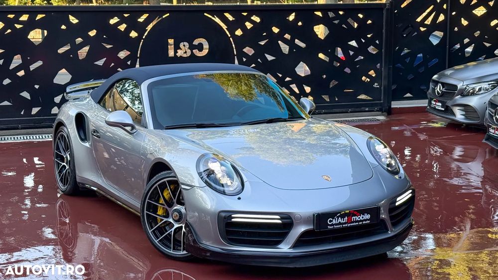 Porsche 911-TURBO-S Cabriolet - 14