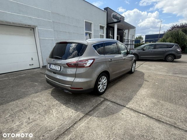 Ford S-Max 2.0 TDCi Bi-Turbo Titanium PowerShift - 6