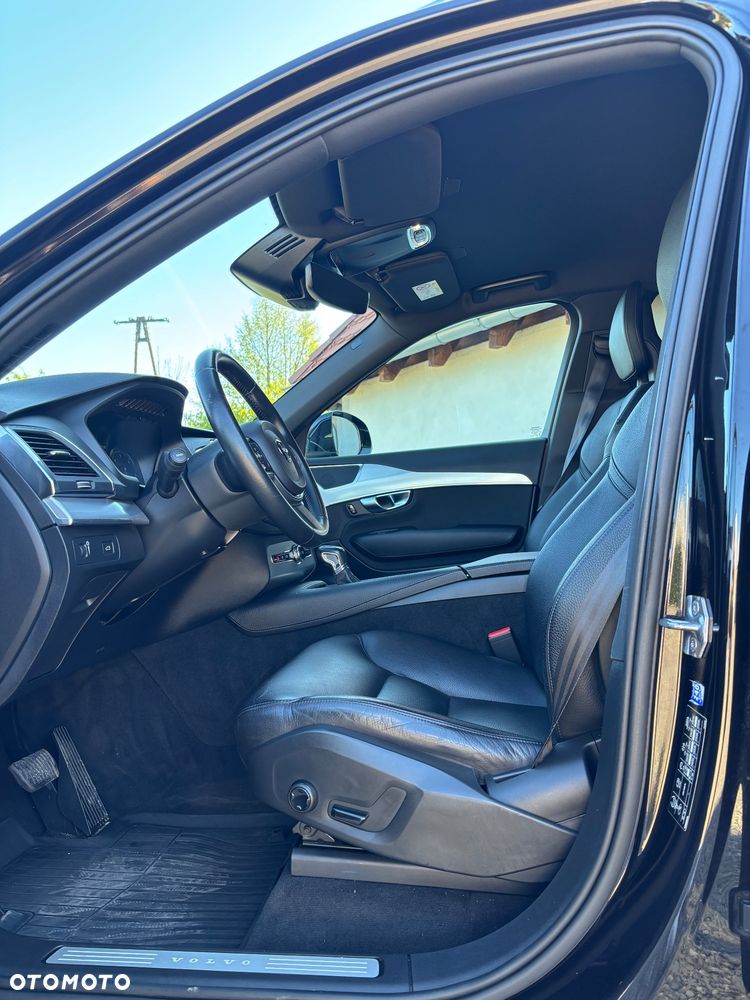 Volvo XC 90 D5 AWD Momentum - 12