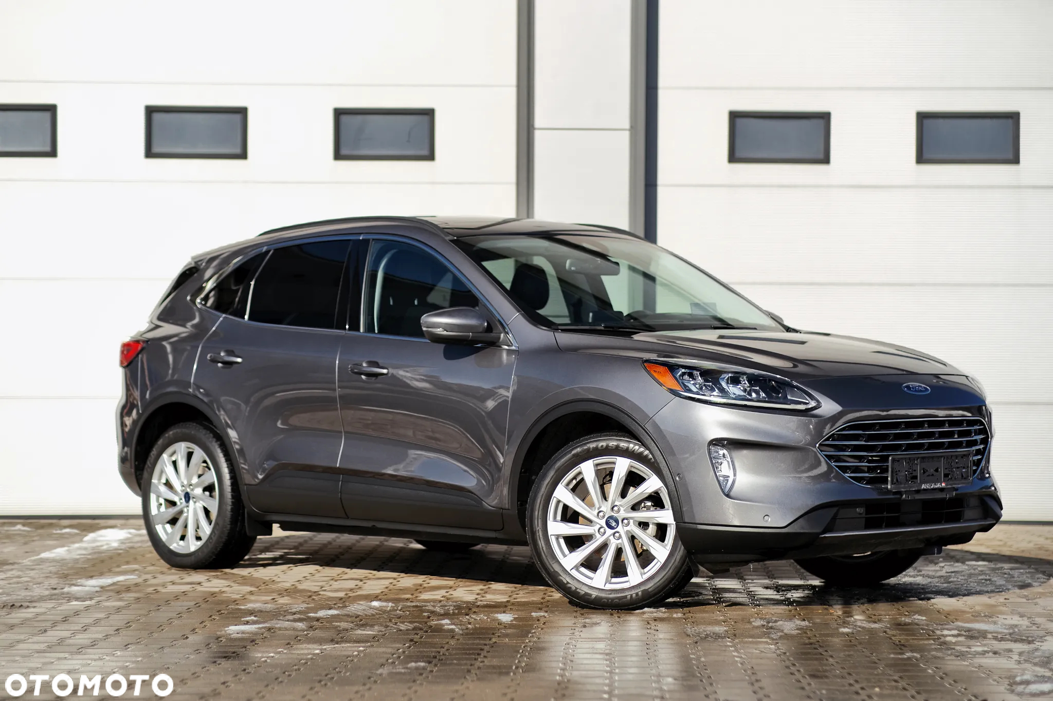 Ford Kuga 2.5 FHEV AWD Titanium - 6