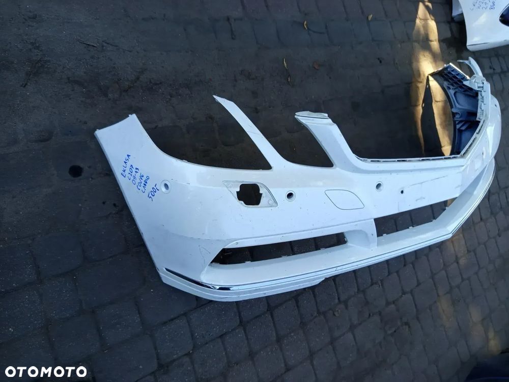 ZDERZAK PRZEDNI MERCEDES E-KLASA E C207 - 3