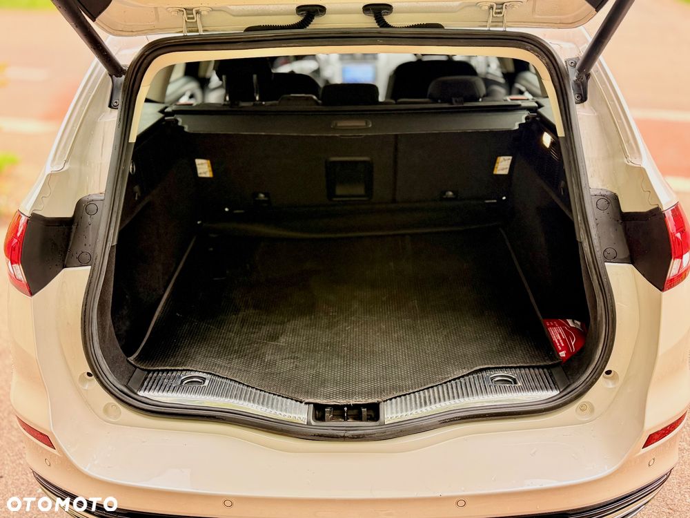 Ford Mondeo 2.0 EcoBlue Titanium - 14