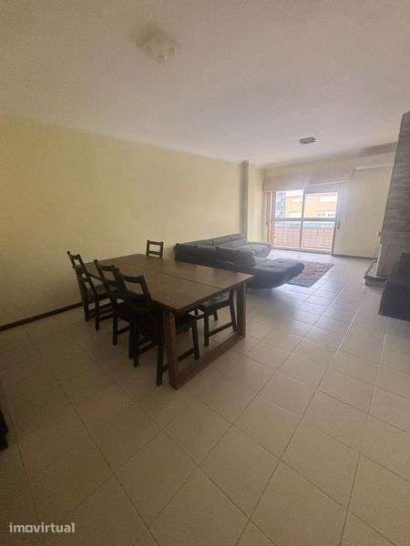 Apartamento T4 Arcozelo Barcelos - Grande imagem: 2/12