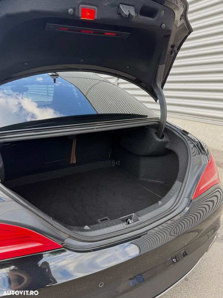 Mercedes-Benz CLA 220 - 11