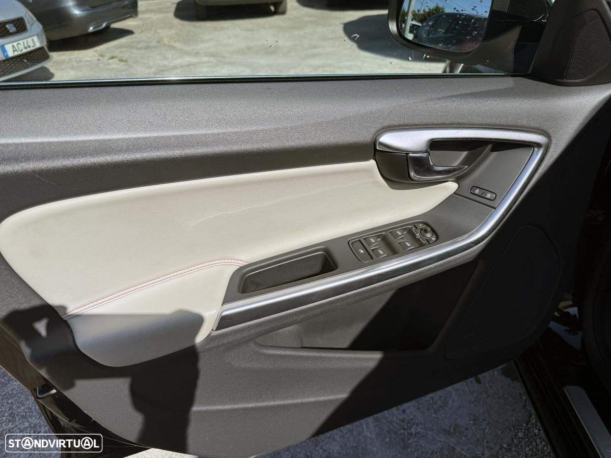 Volvo V60 2.0 D2 VOR Geartronic - 11